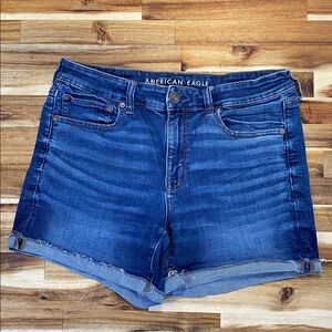 🦅 American Eagle MIDI Shorts